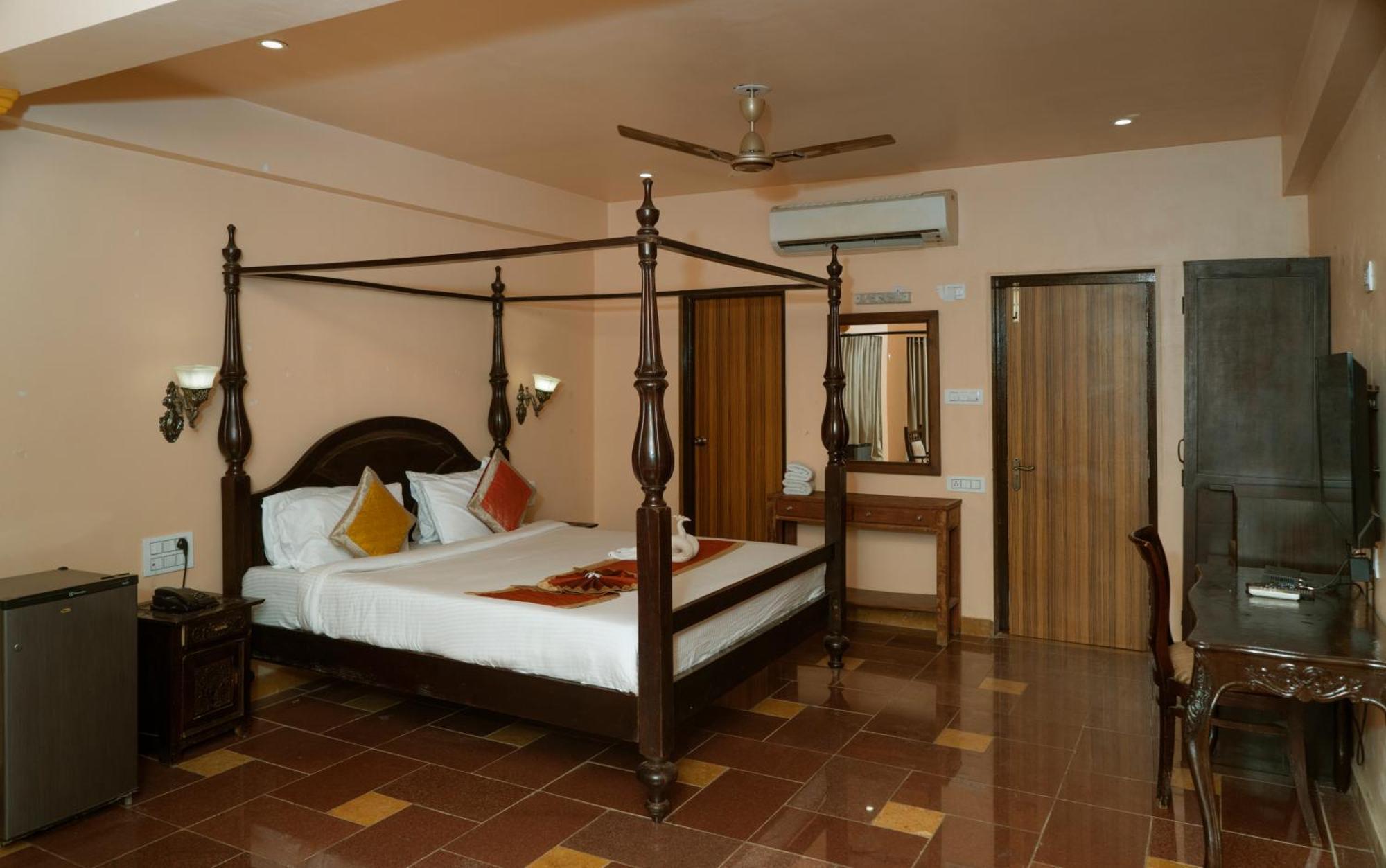 Udai Nature Valley Resort - A Peace Full Farmhouse Resort Udaipur Ngoại thất bức ảnh