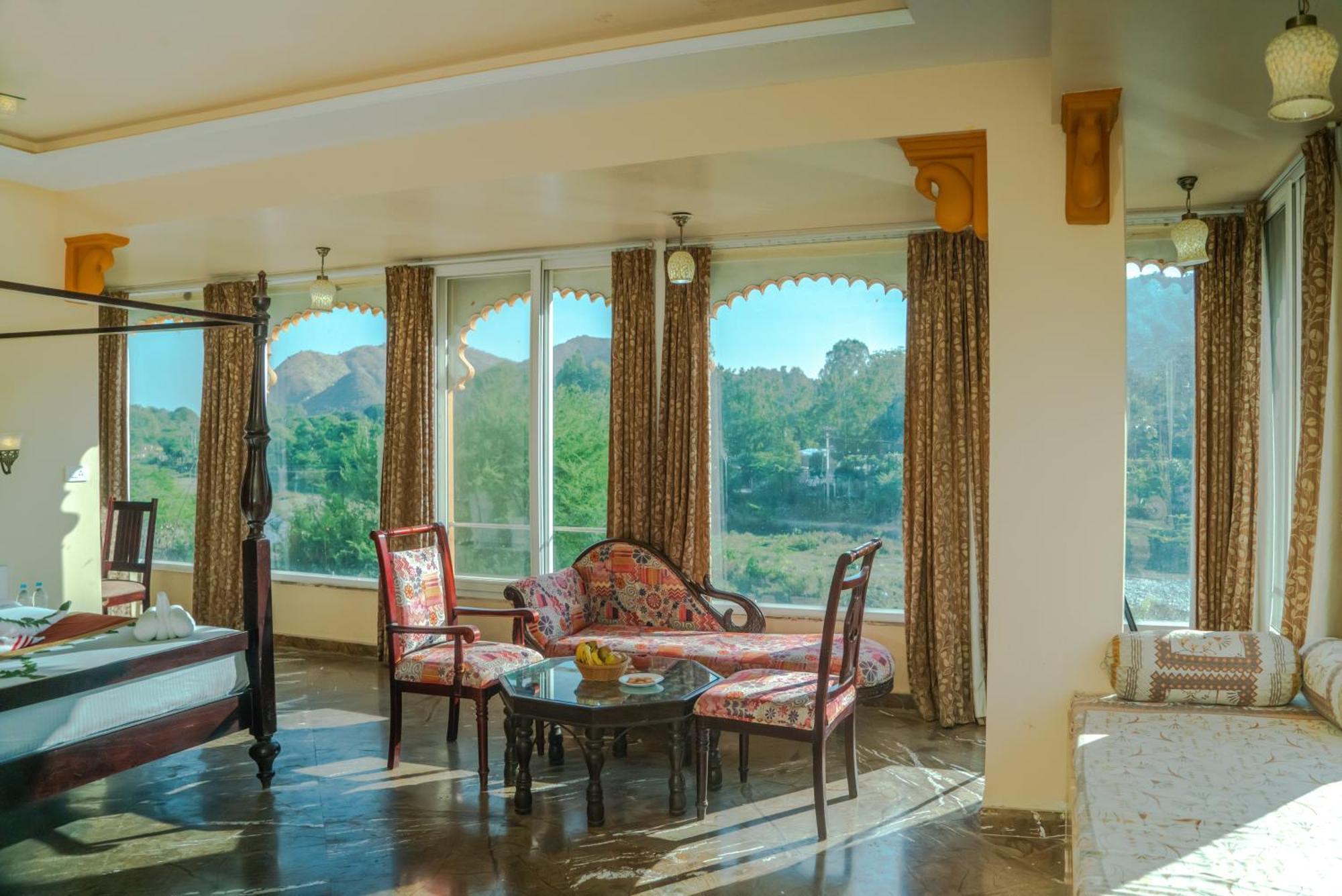 Udai Nature Valley Resort - A Peace Full Farmhouse Resort Udaipur Ngoại thất bức ảnh